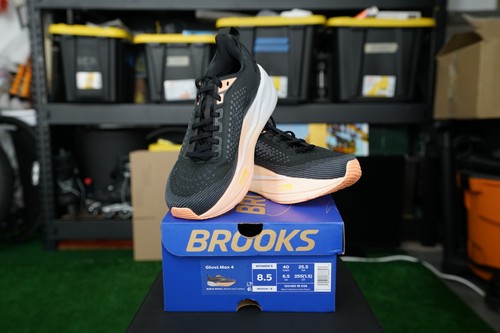 Women size brooks - 8.5,